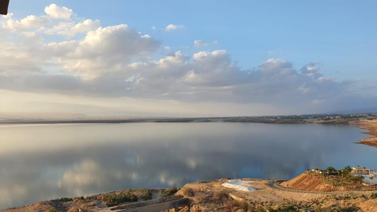 Comfy Stays Sea View Apartments At Deadsea Samarah Resort Sweimeh ภายนอก รูปภาพ