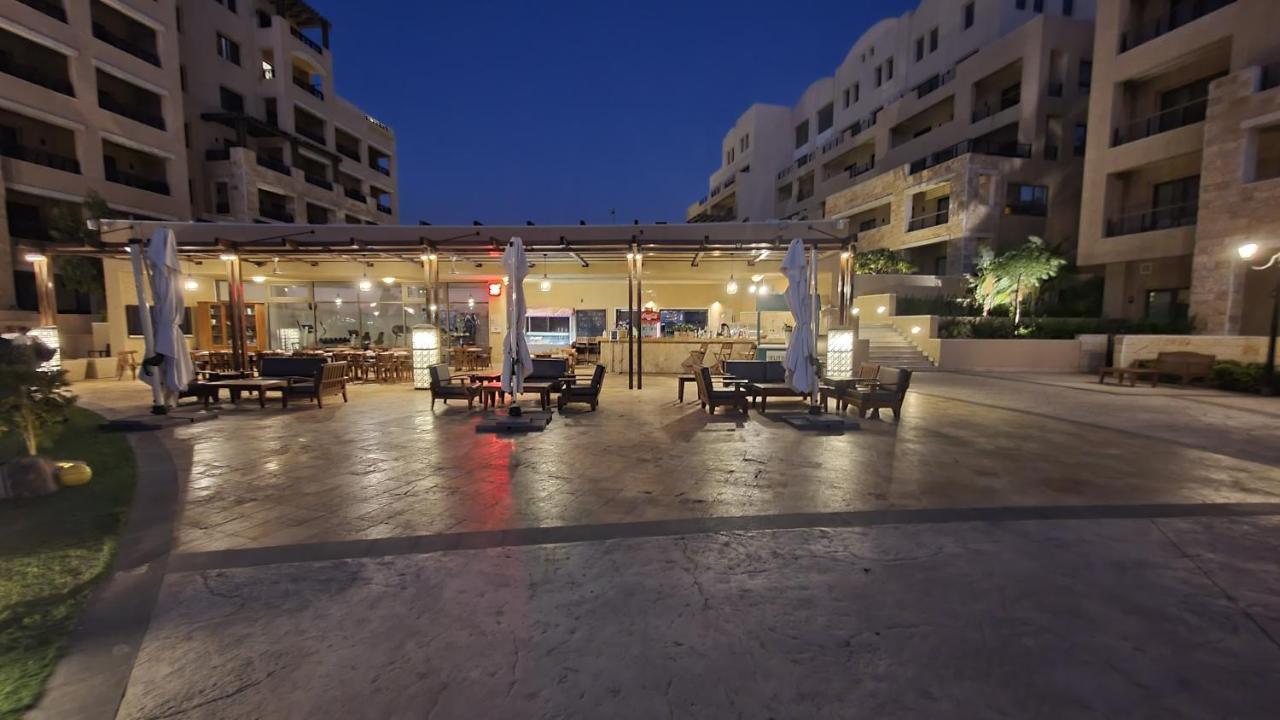 Comfy Stays Sea View Apartments At Deadsea Samarah Resort Sweimeh ภายนอก รูปภาพ