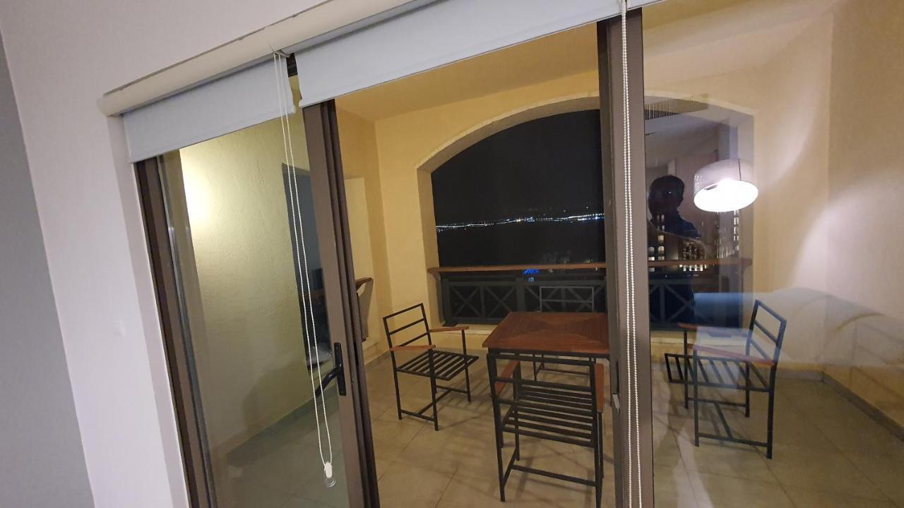Comfy Stays Sea View Apartments At Deadsea Samarah Resort Sweimeh ภายนอก รูปภาพ