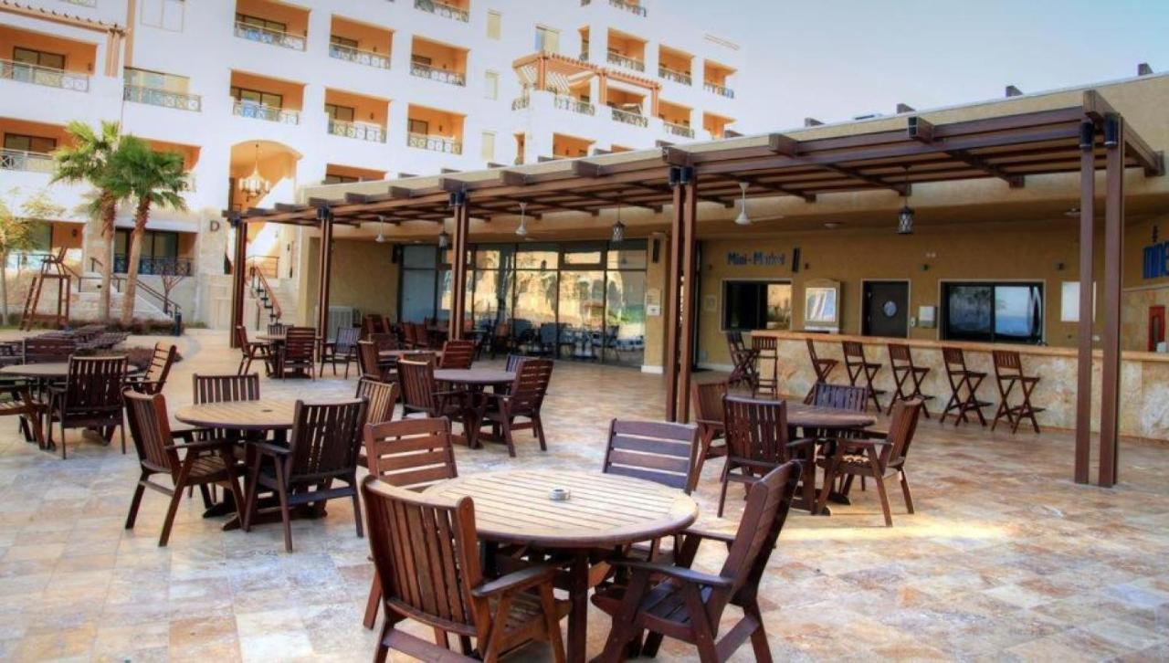 Comfy Stays Sea View Apartments At Deadsea Samarah Resort Sweimeh ภายนอก รูปภาพ