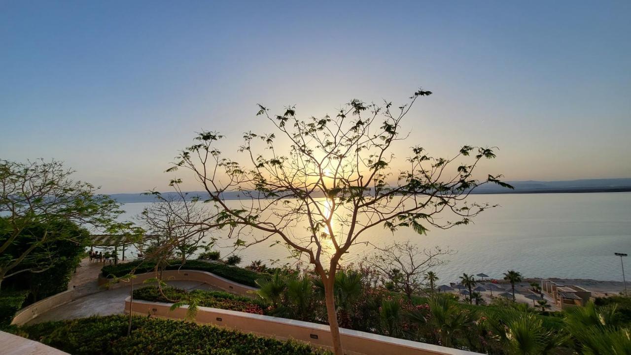 Comfy Stays Sea View Apartments At Deadsea Samarah Resort Sweimeh ภายนอก รูปภาพ