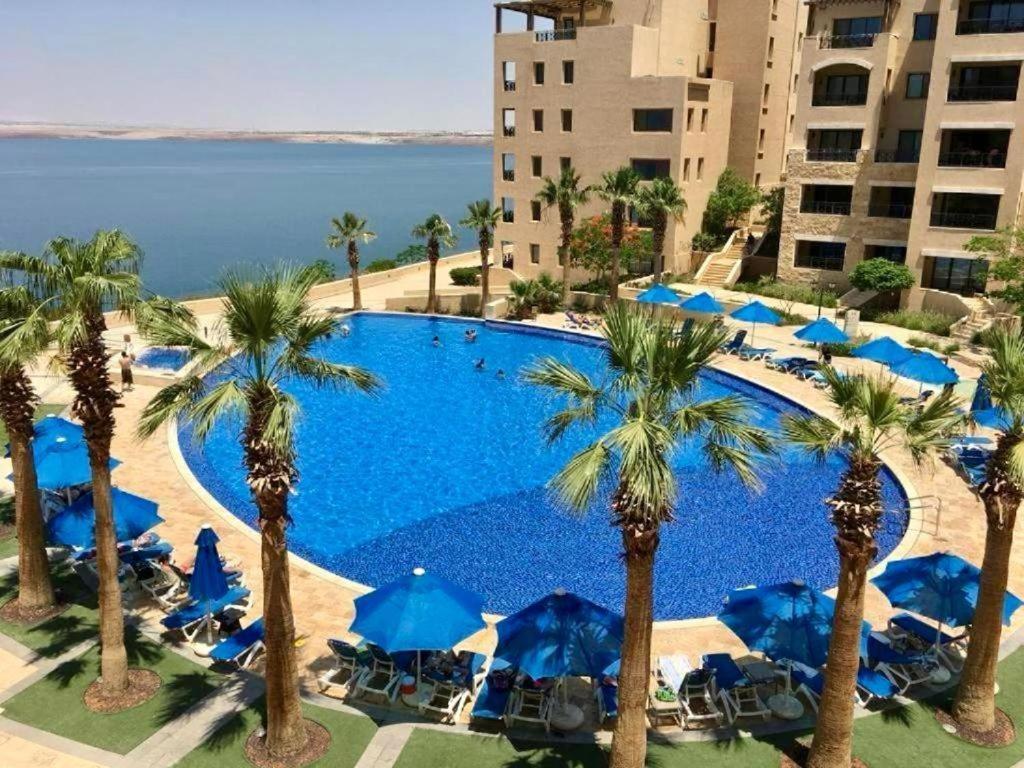 Comfy Stays Sea View Apartments At Deadsea Samarah Resort Sweimeh ภายนอก รูปภาพ