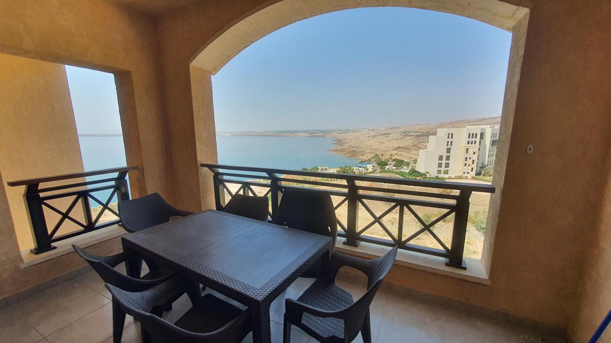 Comfy Stays Sea View Apartments At Deadsea Samarah Resort Sweimeh ห้อง รูปภาพ